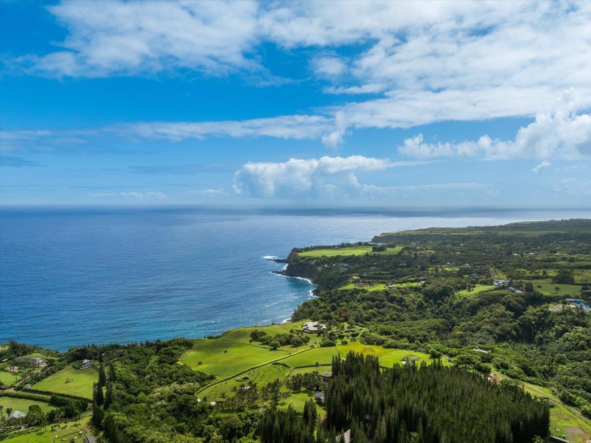 155 Manawai Place, Unit B Haiku, HI 96708 - Photo 10 of 32