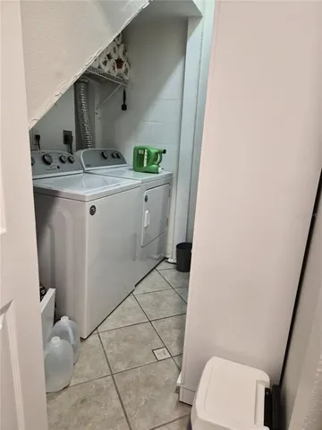 $2,600 | 658 Green Valley Road, Unit B3, Palm Harbor, FL 34683