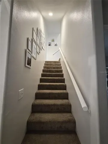 $2,600 | 658 Green Valley Road, Unit B3, Palm Harbor, FL 34683