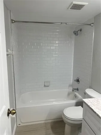 $2,300 | 658 Green Valley Road, Unit B3, Palm Harbor, FL 34683