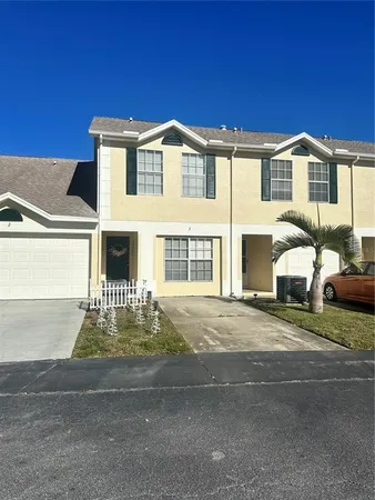 $2,300 | 658 Green Valley Road, Unit B3, Palm Harbor, FL 34683