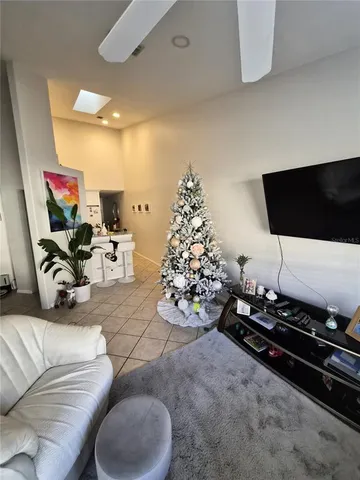 $2,600 | 658 Green Valley Road, Unit B3, Palm Harbor, FL 34683