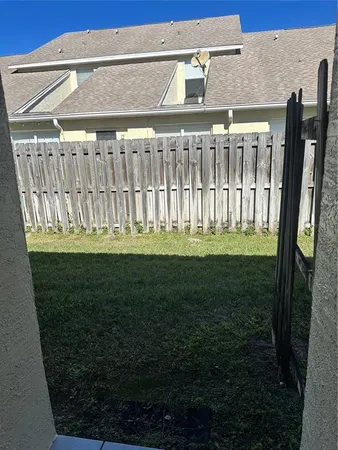 $2,300 | 658 Green Valley Road, Unit B3, Palm Harbor, FL 34683