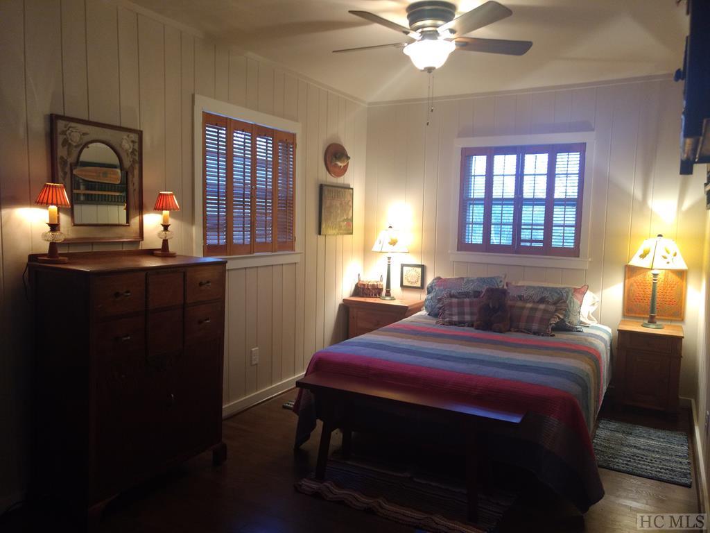 434 Wyanoak Road Highlands, NC 28741 - Photo 9 of 24 Gallery Image 9