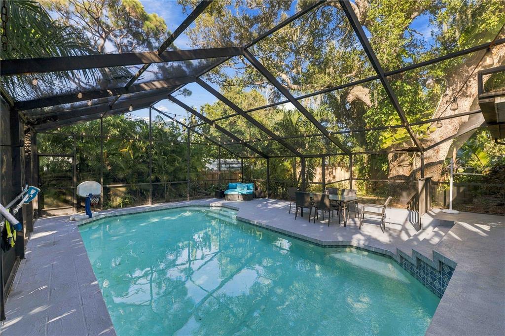 1613 Wharf Road Sarasota, FL 34231 - Photo 39 of 81 Gallery Image 39