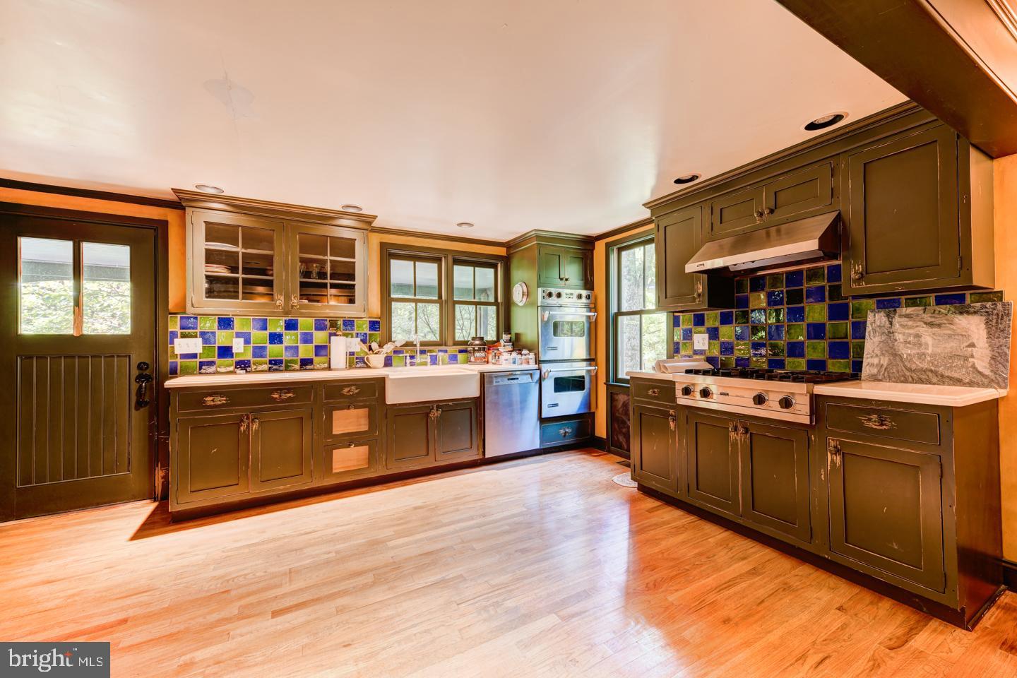 80 Red Cliff Road Upper Black Eddy, PA 18972 - Photo 30 of 70 Open floor plan with beautiful hardwood floors