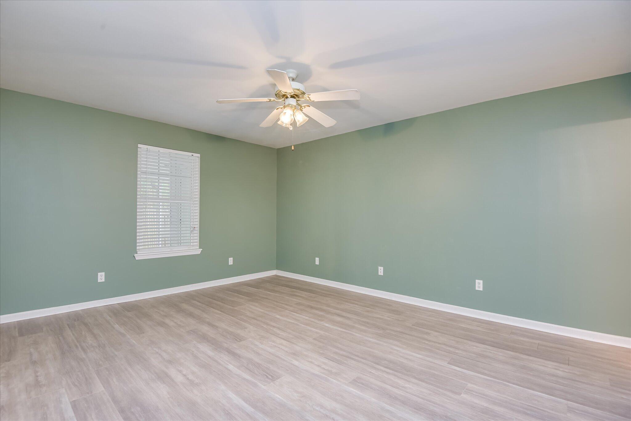 9 Summit Commons Court North Augusta, SC 29841 - Photo 16 of 28 22-122-DSC_0337LRenfuse