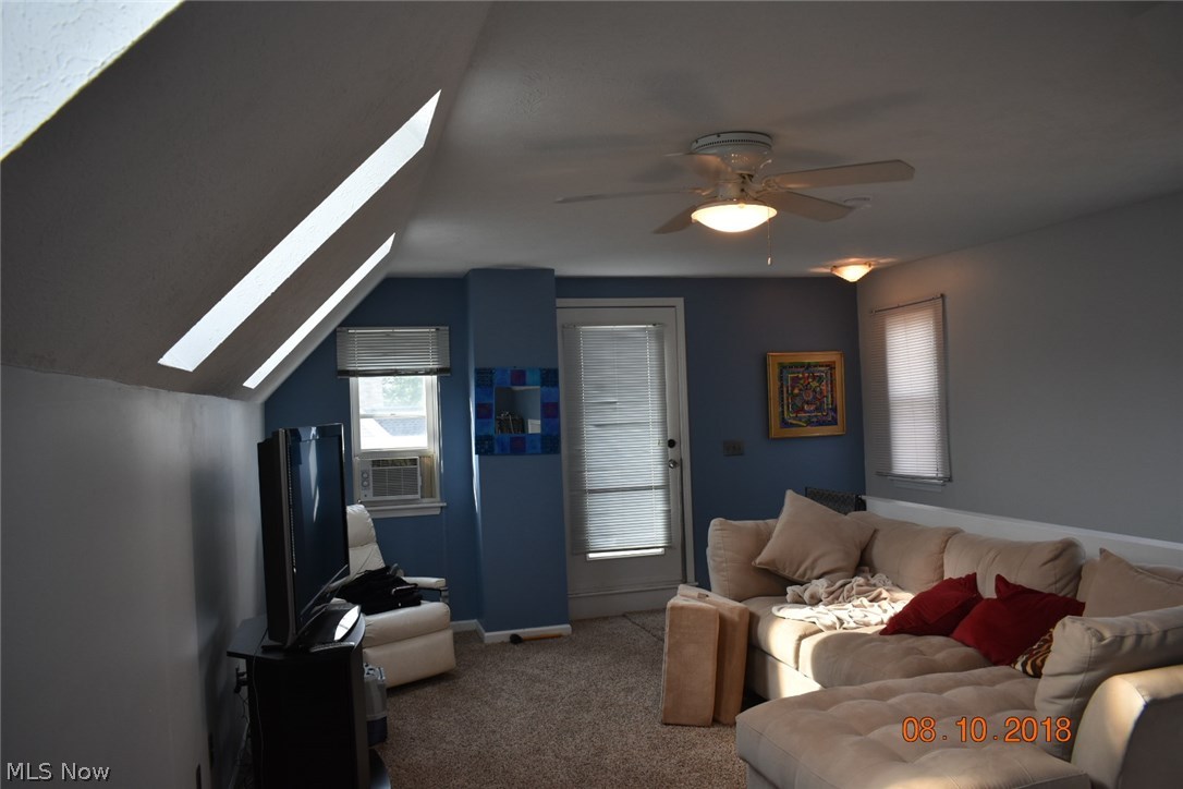 600 Literary Road Cleveland, OH 44113 - Photo 22 of 29