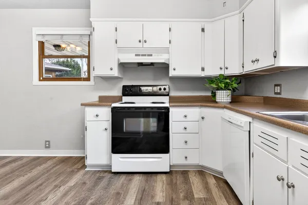 $209,900 | 22 Johnson Court, Appleton, WI 54915