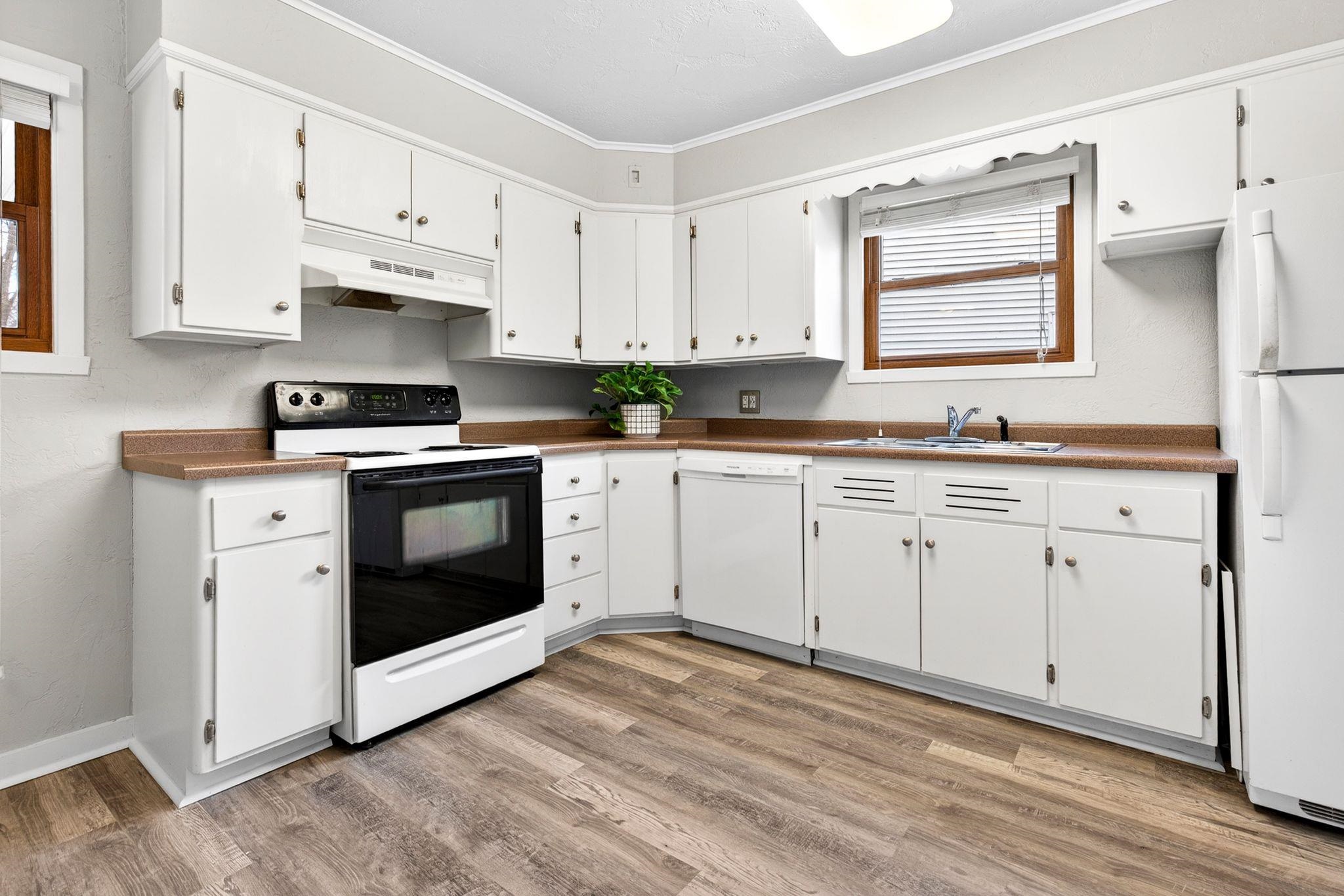 22 Johnson Court Appleton, WI 54915 - Photo 10 of 43