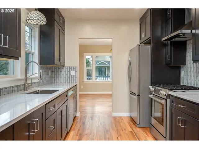 $849,999 | 4728 Northeast 30th Avenue, Portland, OR 97211