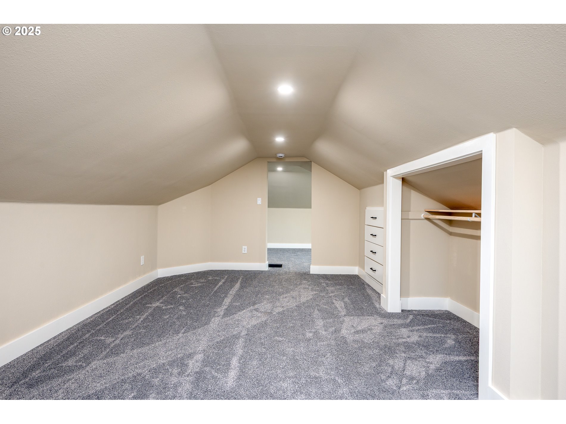 4728 Northeast 30th Avenue Portland, OR 97211 - Photo 23 of 47