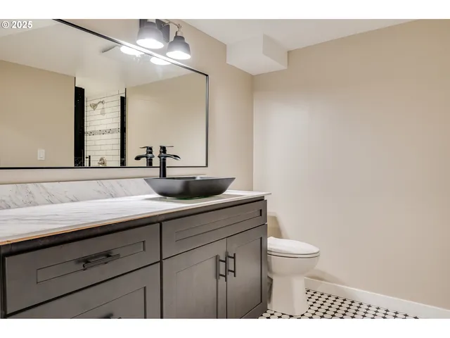 $849,999 | 4728 Northeast 30th Avenue, Portland, OR 97211