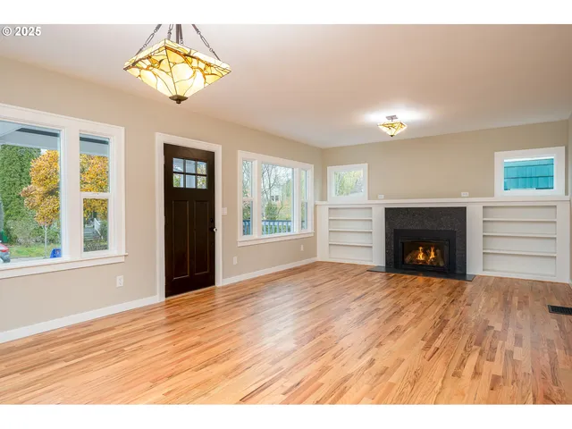 $849,999 | 4728 Northeast 30th Avenue, Portland, OR 97211