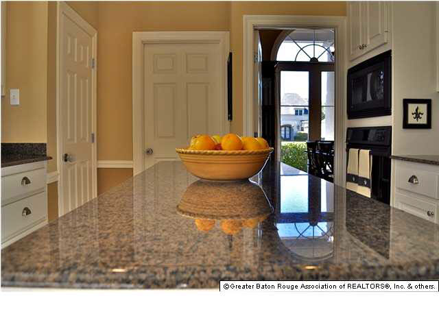 10046 Chestnut Oak Drive Baton Rouge, LA 70809 - Photo 6 of 32