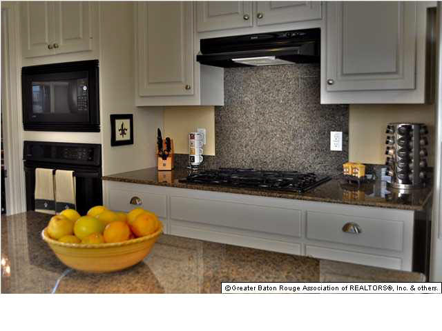 10046 Chestnut Oak Drive Baton Rouge, LA 70809 - Photo 7 of 32