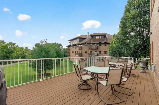 $265,000 | 3800 85th Avenue North, Unit 311, Brooklyn Park, MN 55443