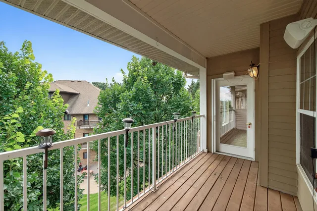 $265,000 | 3800 85th Avenue North, Unit 311, Brooklyn Park, MN 55443