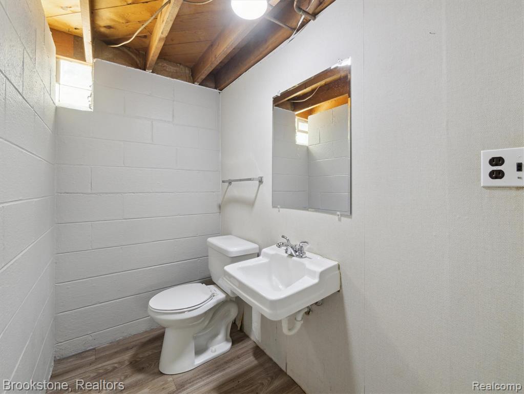 3316 Harvard Road Royal Oak, MI 48073 - Photo 27 of 39
