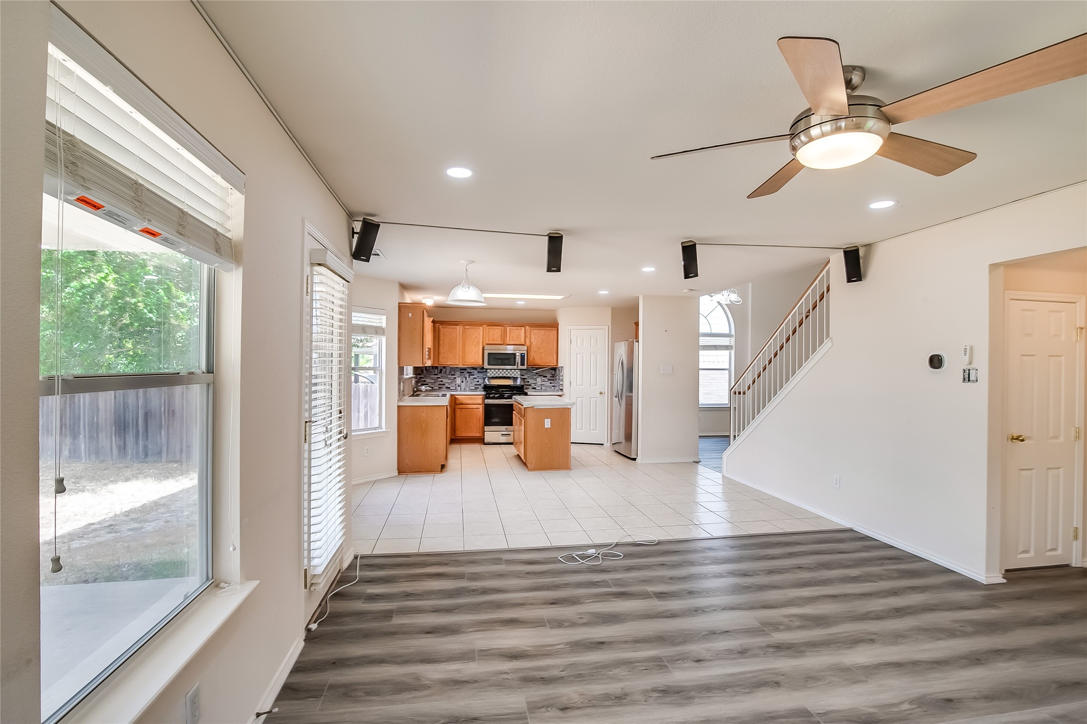 11116 Los Comancheros Road Austin, TX 78717 - Photo 9 of 29 Gallery Image 9