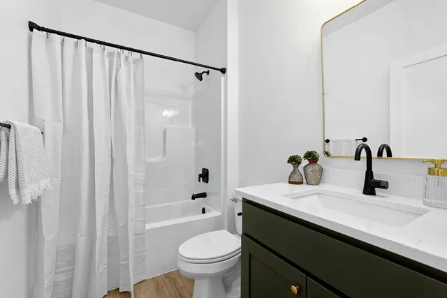 $474,900 | 826 Clark Lane, Holmen, WI 54636