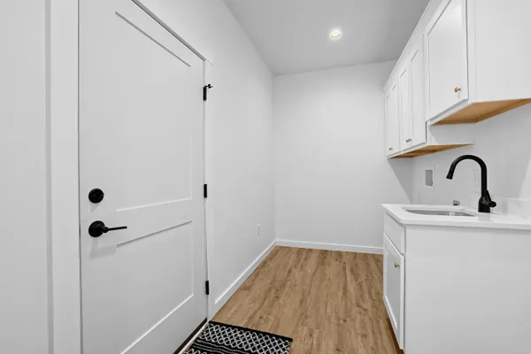 $474,900 | 826 Clark Lane, Holmen, WI 54636