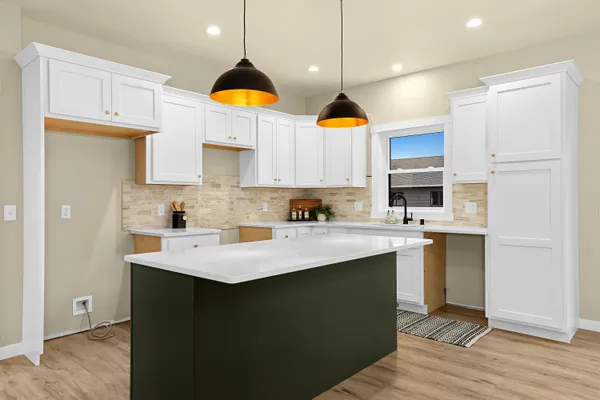 $474,900 | 826 Clark Lane, Holmen, WI 54636