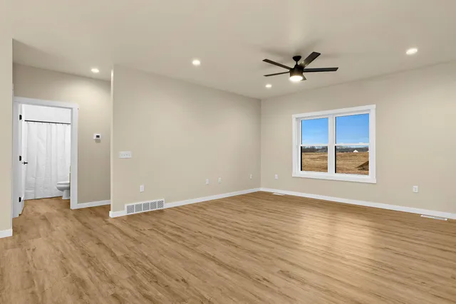 $474,900 | 826 Clark Lane, Holmen, WI 54636