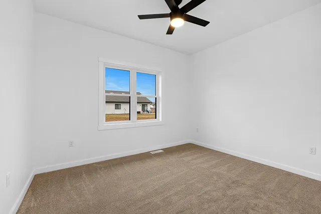 $474,900 | 826 Clark Lane, Holmen, WI 54636