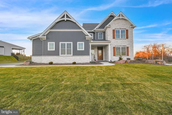 $679,900 | 705 Oxford Drive, Unit 39 MODEL, York, PA 17404
