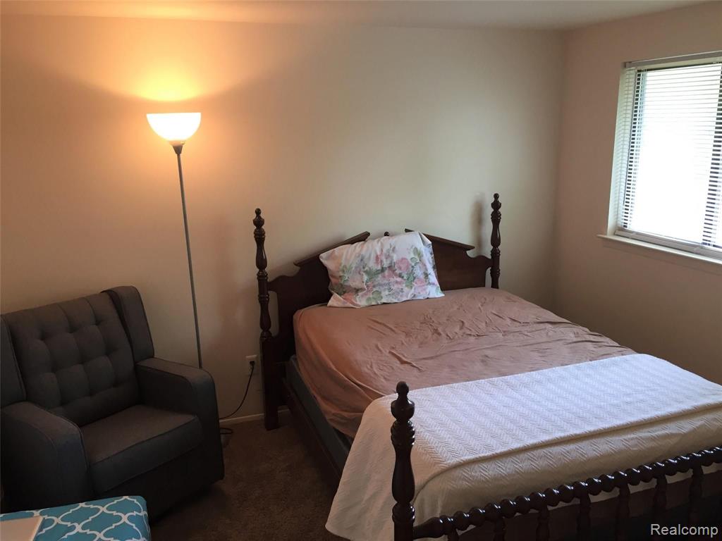 23680 Lahser Road Southfield, MI 48033 - Photo 11 of 18