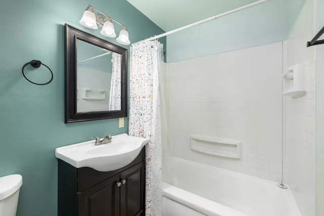 $362,999 | 3310 East Hampton Way, Fresno, CA 93726