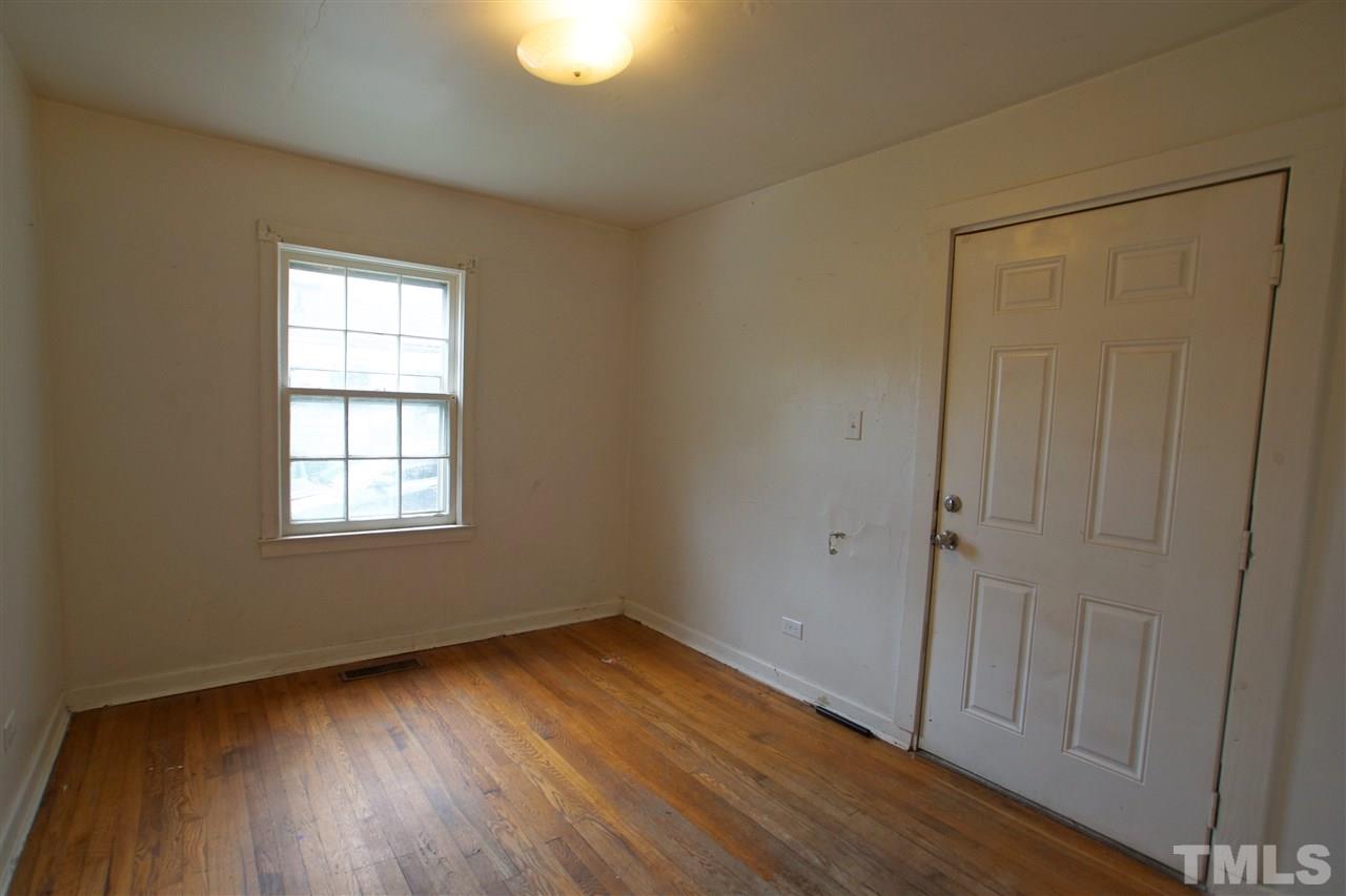 1703 Robinhood Road Durham, NC 27701 - Photo 6 of 11