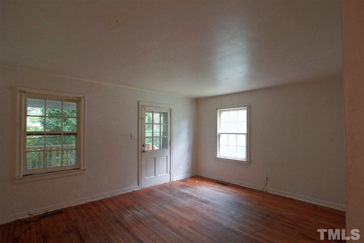 1703 Robinhood Road Durham, NC 27701 - Photo 8 of 11