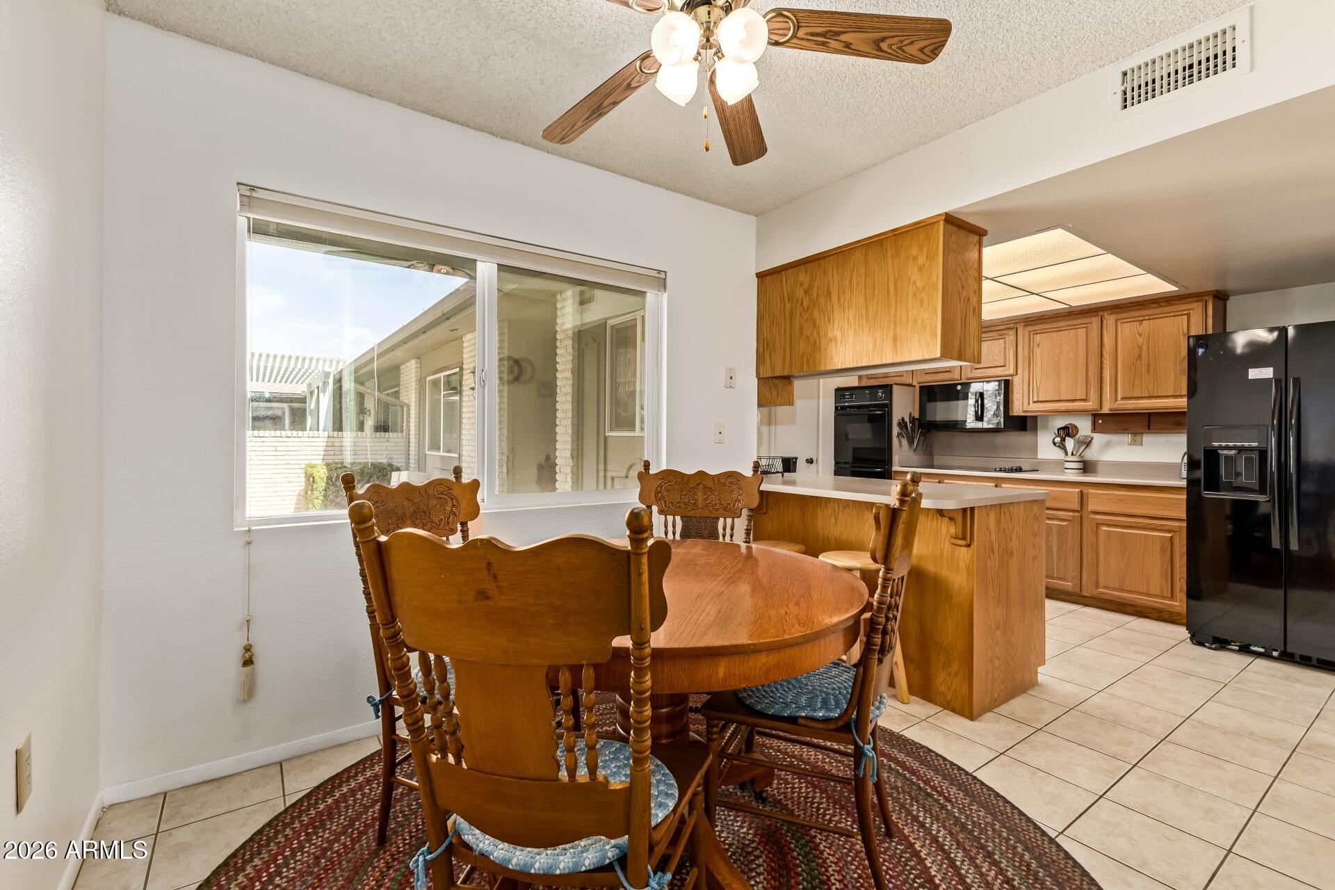 10110 West Royal Oak Road Sun City, AZ 85351 - Photo 12 of 29 12 Royal Oak