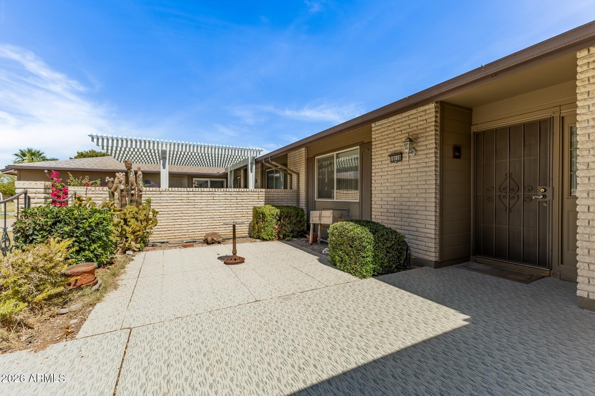 10110 West Royal Oak Road Sun City, AZ 85351 - Photo 6 of 29 06 Royal Oak