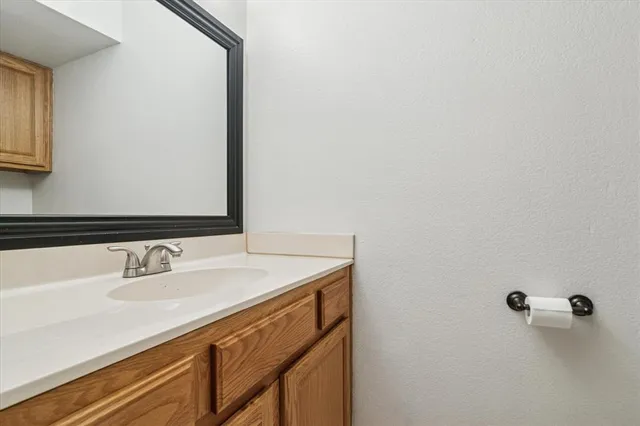 $294,500 | 211 Cimarron Trail, Unit 4, Irving, TX 75063