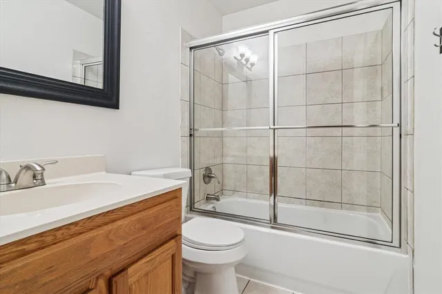 $294,500 | 211 Cimarron Trail, Unit 4, Irving, TX 75063