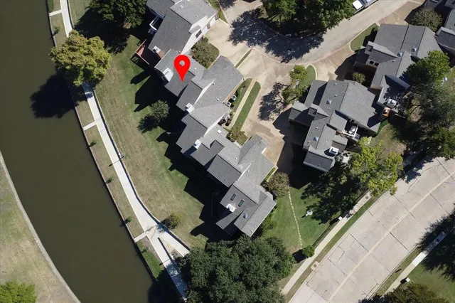 $294,500 | 211 Cimarron Trail, Unit 4, Irving, TX 75063