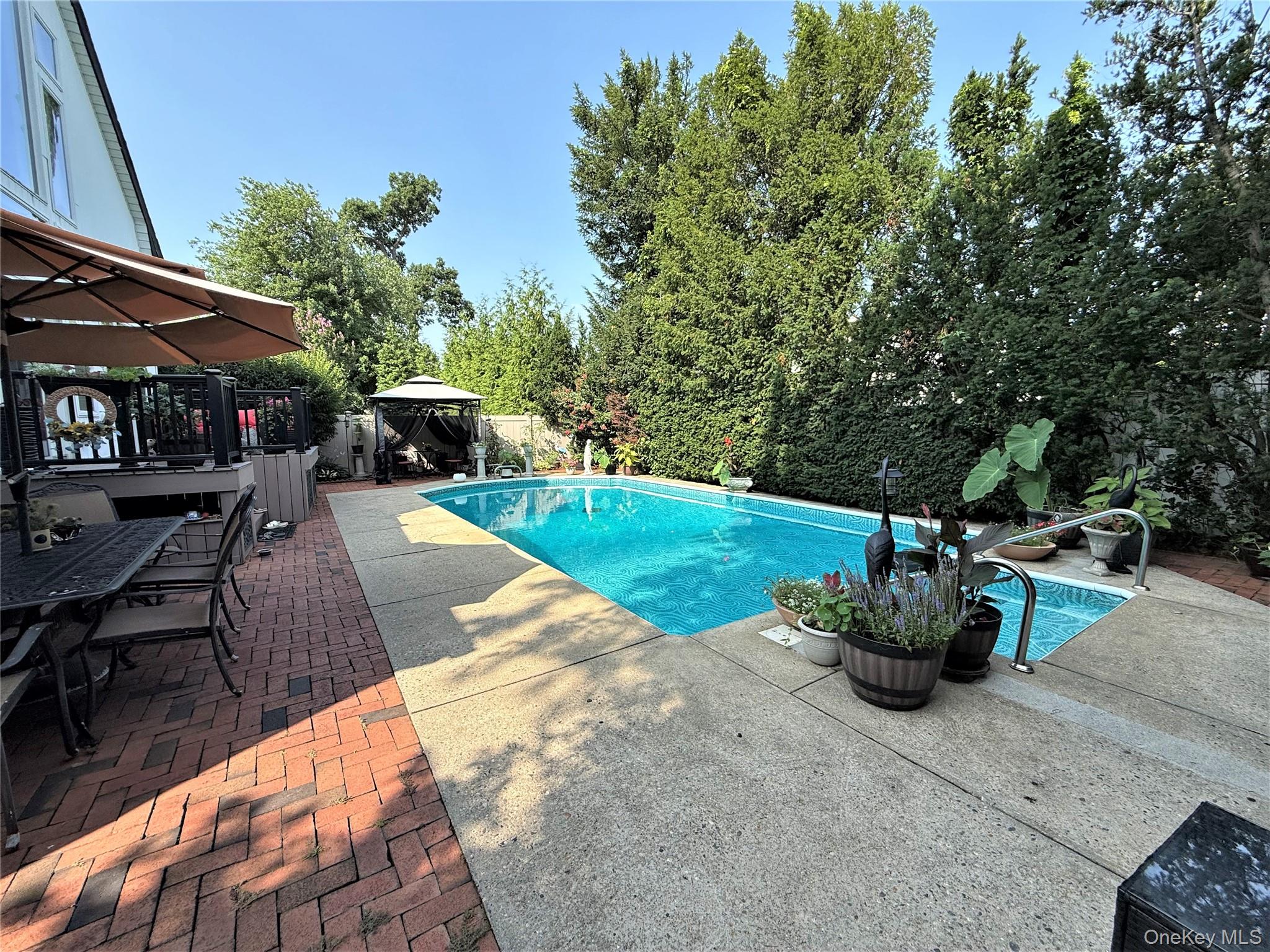 34 Reyam Road Lynbrook, NY 11563 - Photo 27 of 31 Gallery Image 27
