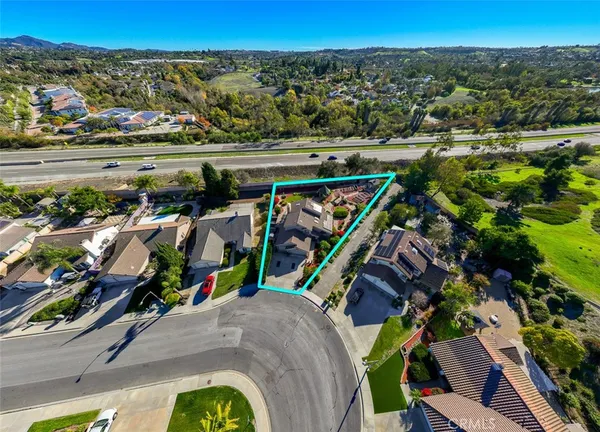 $1,069,000 | 554 Edgewater Avenue, Oceanside, CA 92057