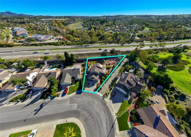 $1,075,000 | 554 Edgewater Avenue, Oceanside, CA 92057