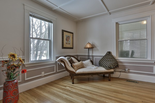 14 Raddin Terrace Saugus, MA 01906 - Photo 3 of 30 Gallery Image 3