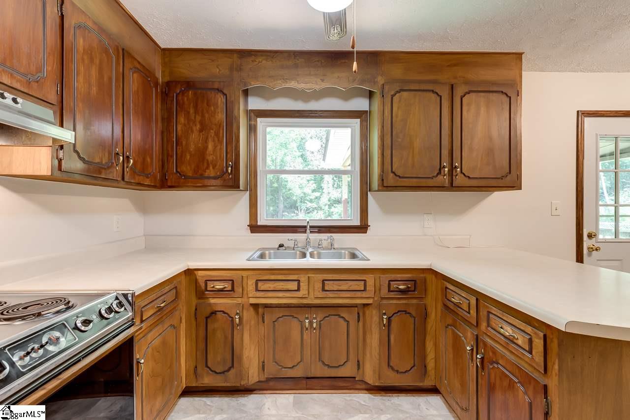602 Lyman Street Gaffney, SC 29340 - Photo 15 of 34 Gallery Image 15