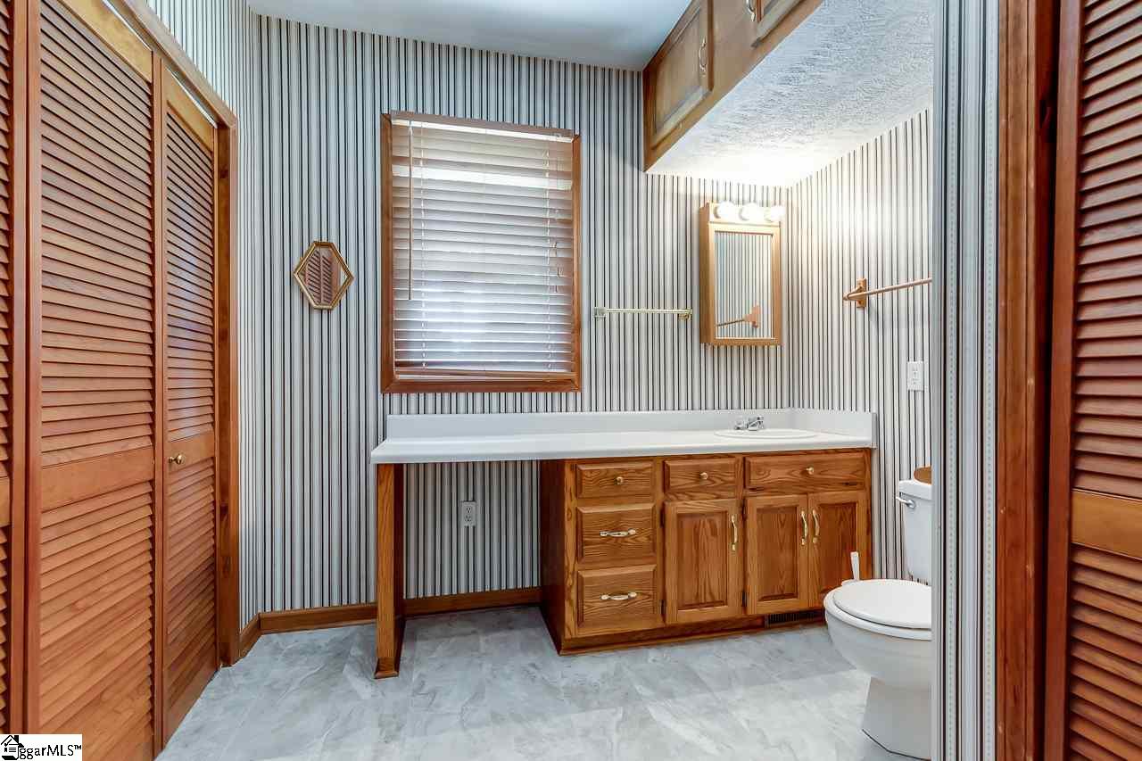 602 Lyman Street Gaffney, SC 29340 - Photo 27 of 34 Gallery Image 27