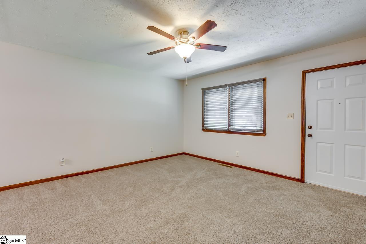 602 Lyman Street Gaffney, SC 29340 - Photo 9 of 34 Gallery Image 9
