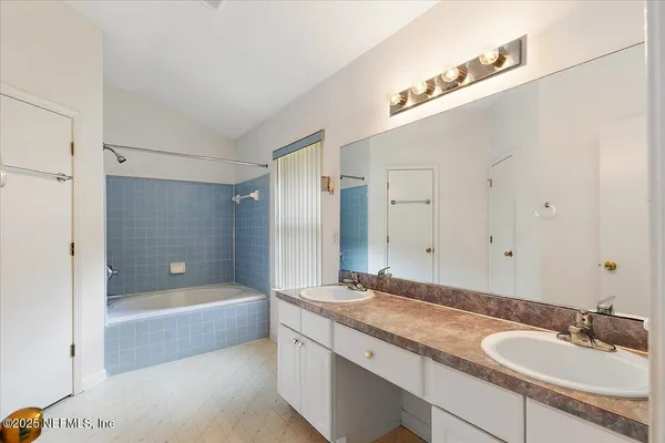 $365,000 | 9502 Broken Oak Boulevard, Jacksonville, FL 32257