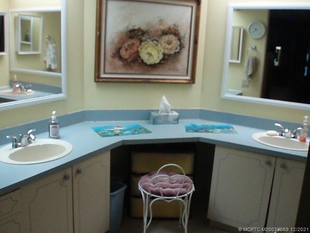 2869 Southwest Monarch Trail Stuart, FL 34997 - Photo 21 of 27 Gallery Image 21