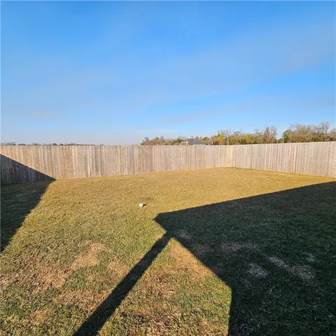 $2,200 | 8084 Olde Town Court, Alexandria, LA 71303