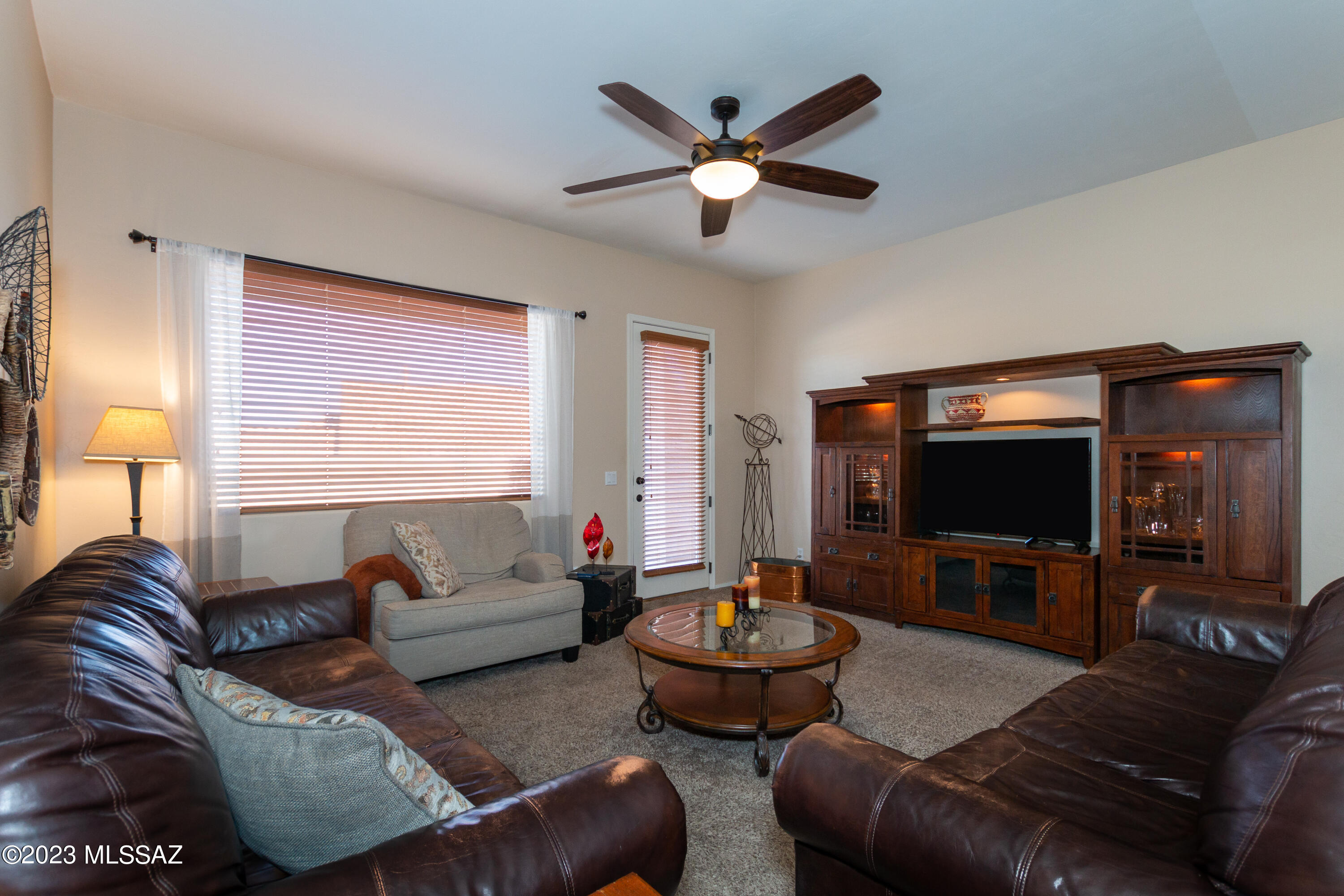 8014 North Rondure Loop Tucson, AZ 85743 - Photo 5 of 31 Gallery Image 5